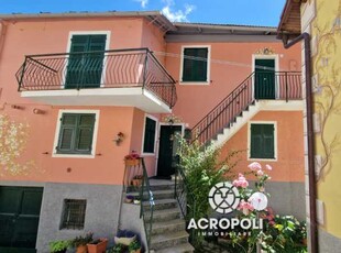 Appartamento in Affitto ad Davagna - 320 Euro