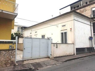 Appartamento in Affitto ad Pompei - 800 Euro
