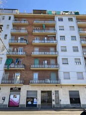 Appartamento in Vendita a Torino Via Stradella, 66
