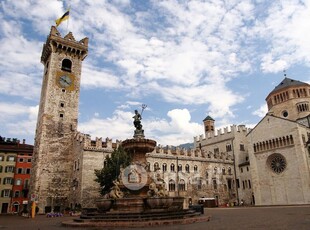 Appartamento in Vendita in Piazza del Duomo a Trento