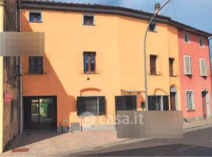 Appartamento in Vendita in Strada Provinciale 2 Vicarese 401 a San Giuliano Terme