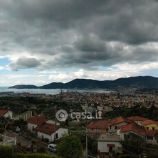 Appartamento in Vendita in Via Amerigo Vespucci a La Spezia