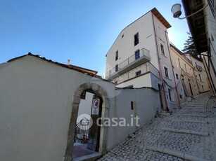 Appartamento in Vendita in Via Campana 15 a L'Aquila