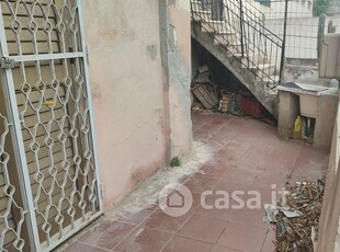 Appartamento in Vendita in Via Carrubara a Messina