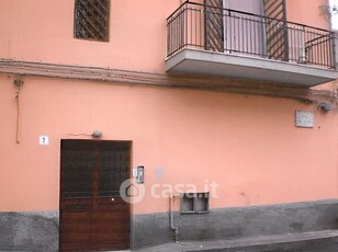 Appartamento in Vendita in Via del Daino 2 a Catania
