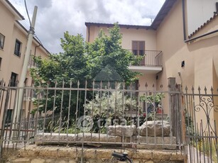 Appartamento in Vendita in Via dell'ortica 4 a L'Aquila