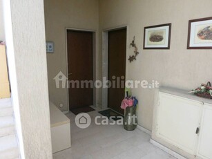 Appartamento in Vendita in Via Giovanni Amendola 10 a Pavia