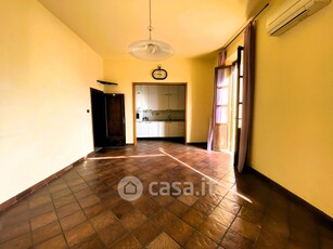 Appartamento in Vendita in Via Giuseppe Valentini a Prato