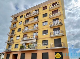 Appartamento in Vendita in Via Guglielmo Marconi 15 a Vigliano Biellese