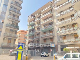 Appartamento in Vendita in Via Lombardia a Taranto