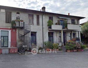 Appartamento in Vendita in Via per Como a Lurago d'Erba