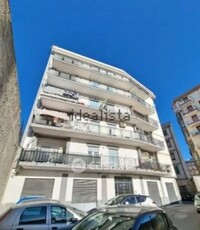 Appartamento in Vendita in Via Polizzi Generosa 5 a Palermo