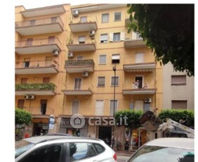 Appartamento in Vendita in Viale Liguria a Taranto