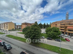 Appartamento in Vendita in Viale Papa Giovanni XXIII a Novara