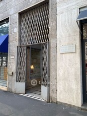 Cantina/Solaio in Vendita in Corso di Porta Vittoria 46 a Milano