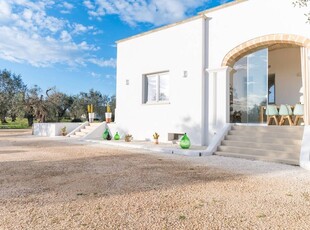 Casa a Marina Di Andrano con giardino, piscina e terrazza
