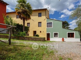 Casa Bi/Trifamiliare in Vendita in a Pescaglia