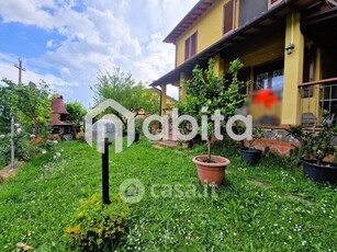 Casa Bi/Trifamiliare in Vendita in Strada provinciale 1 Setteponti a Castelfranco Piandiscò