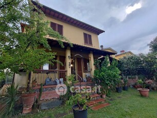 Casa Bi/Trifamiliare in Vendita in Via Andrea Perini a Castelfranco Piandiscò
