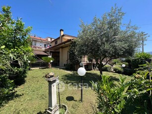 Casa Bi/Trifamiliare in Vendita in Via Gioacchino Rossini a Guidonia Montecelio