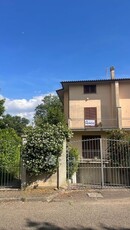 Casa Bi/Trifamiliare in vendita Via penna in teverina , Orte