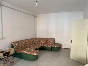 Casa indipendente a Santa Giusta, 6 locali, 2 bagni, 311 m² in vendita