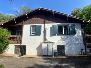 Casa indipendente in Semi-centrale, Vallecrosia, 5 locali, 1 bagno