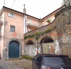 Casa Indipendente in Vendita ad Mercato San Severino - 215000 Euro
