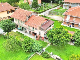 Casa indipendente in vendita