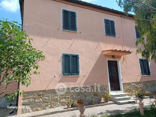 Casa indipendente in Vendita in a Peccioli