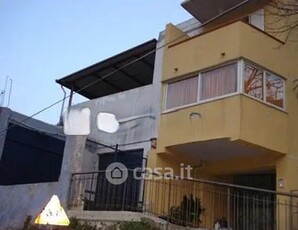 Casa indipendente in Vendita in Via Cumia a Messina