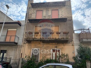 Casa indipendente in Vendita in Via dei Vespri 332 a Misterbianco