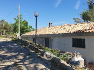 Casa indipendente in Vendita in Via Persa 2 a Messina