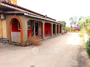 Villetta a schiera in Vendita in Via Santa Margherita 53 a Misterbianco