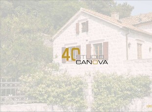 Casa indipendente in Via Frassine, Correzzola, 11 locali, 275 m²