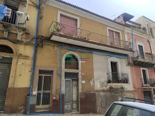 Casa indipendente in Via sant'anna, Ragusa, 5 locali, 2 bagni, 150 m²