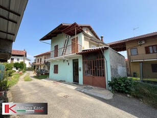 Casa semindipendente in Borgata Perino, San Carlo Canavese, 4 locali