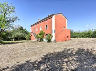 Casale Caratteristico In Vendita a Rosignano Marittimo, Toscana