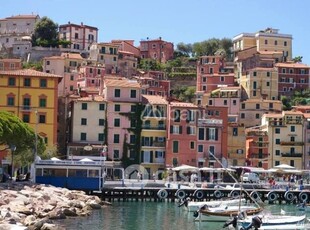 Garage/Posto auto in Vendita in a Lerici