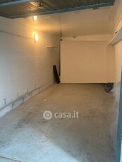 Garage/Posto auto in Vendita in Via Antonio Gramsci 29 a Rozzano