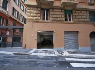 Garage/Posto auto in Vendita in Via Caffaro a Genova