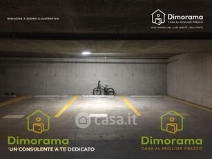 Garage/Posto auto in Vendita in Via Stamira 6 a Cagliari