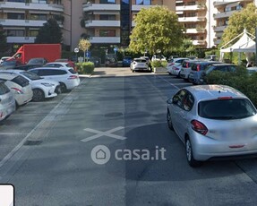 Garage/Posto auto in Vendita in Viale Montegrappa a Prato