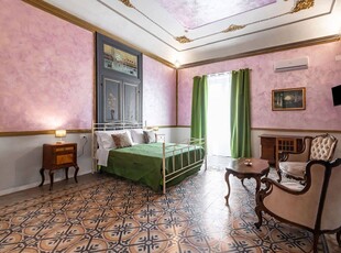 La Dimora dei Mille - Roomy Apartment with Terrace