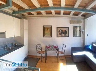 Loft arredato Chiaia