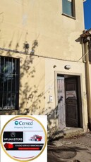 Negozio/Locale commerciale in Vendita in Via Corte Grifoni 7 a Bagno a Ripoli