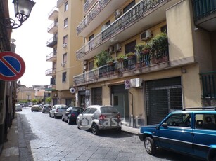 Negozio/Locale commerciale in Vendita in Via Guglielmo Marconi 10 a Aci Catena