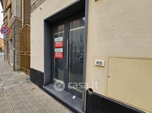 Negozio/Locale commerciale in Vendita in Via Piacenza a Chiavari