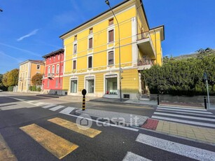 Negozio/Locale commerciale in Vendita in Viale Venezia 97 a Brescia