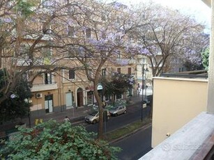 Quadri/pentavano in pieno centro a Cagliari